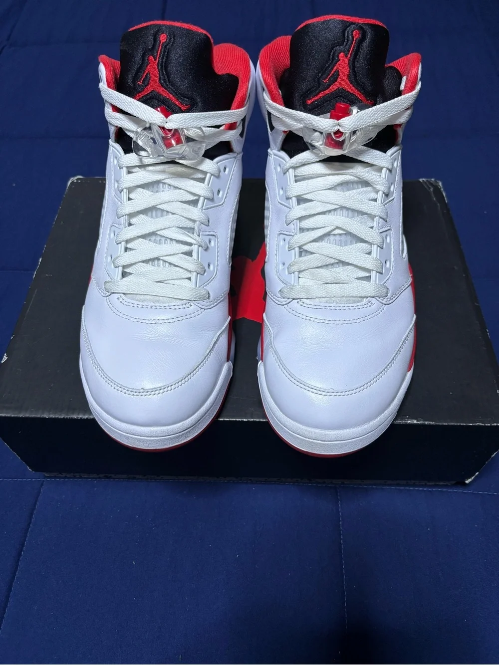 Jordan 5 Retro Fire Red 2025 Size 9